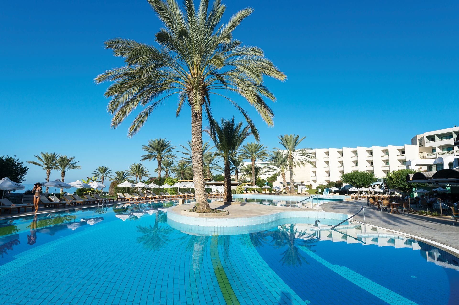 _11 athena beach hotel outdoor pool_resized