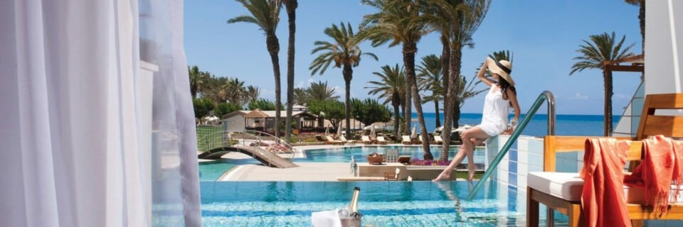asimina-suites-hotel-lifestyle_resized-1536x1032